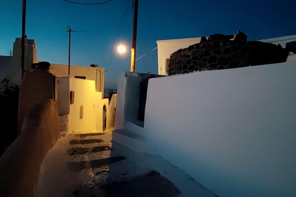 Finikas Cave House Apartment Foinikia  Exterior photo